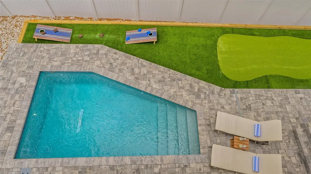 1537 Siesta Drive Sarasota FL 34239