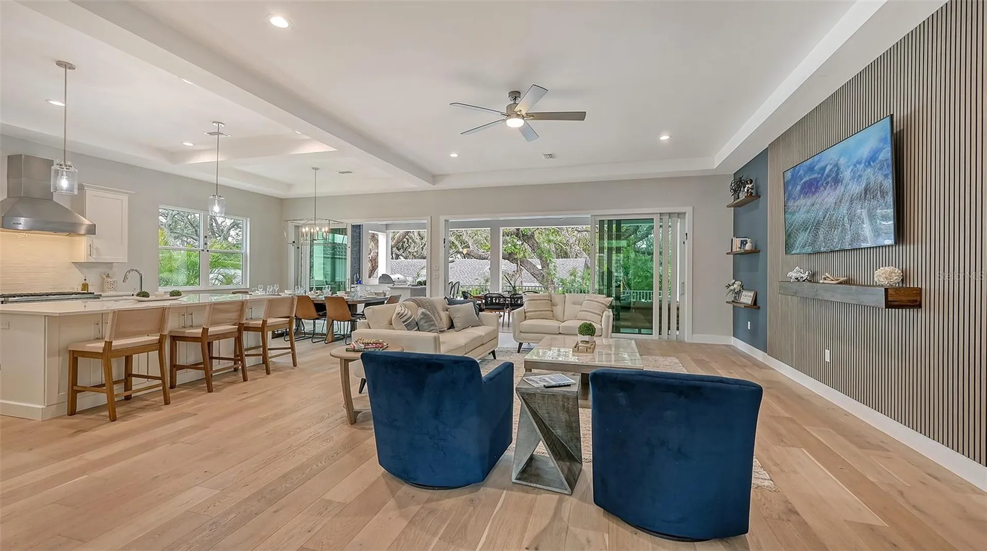 1537 Siesta Drive Sarasota FL 34239