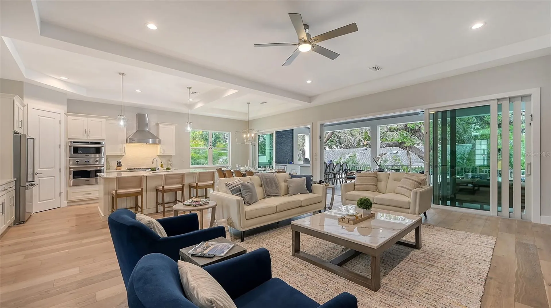 1537 Siesta Drive Sarasota FL 34239