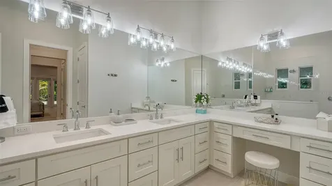 1537 Siesta Drive Sarasota FL 34239