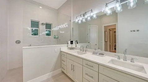 1537 Siesta Drive Sarasota FL 34239