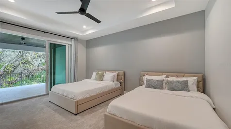1537 Siesta Drive Sarasota FL 34239