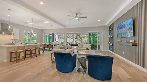 1537 Siesta Drive Sarasota FL 34239