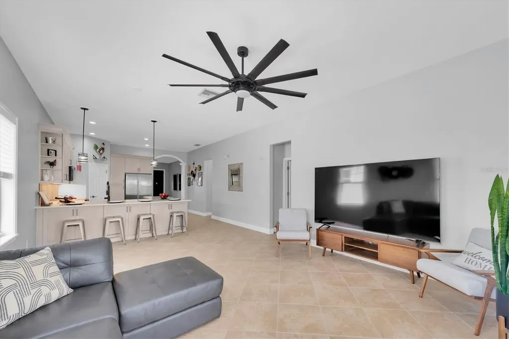 3003 W Leroy Street Tampa FL 33607