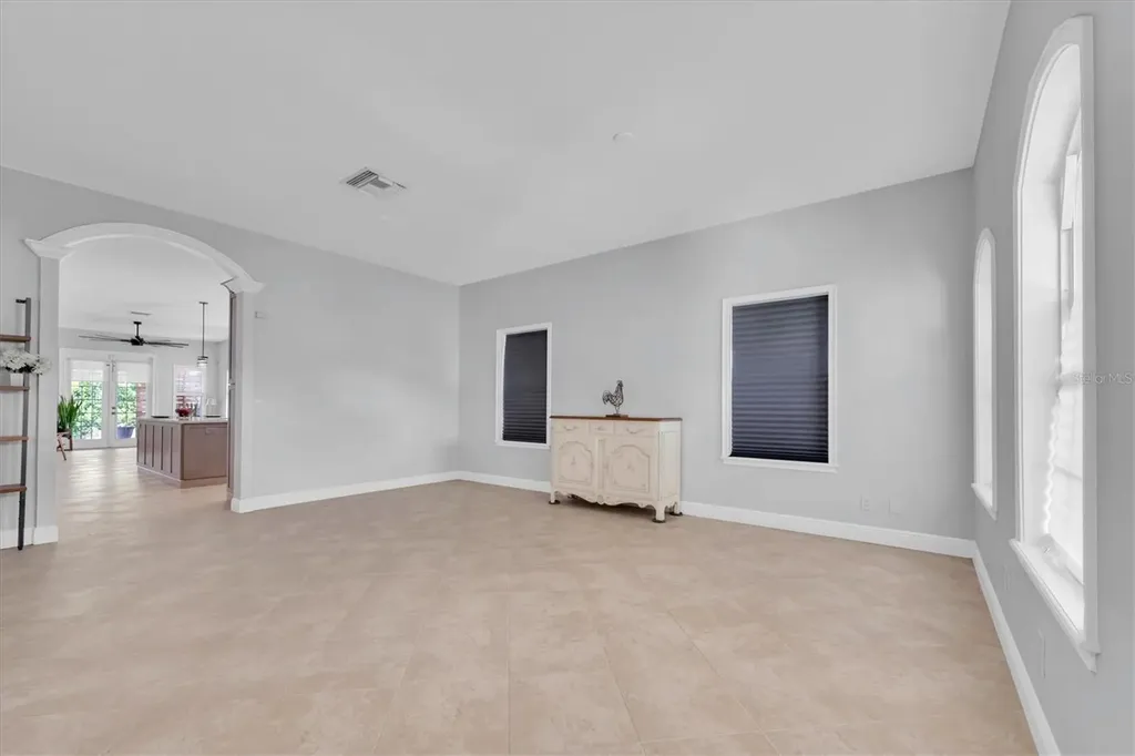 3003 W Leroy Street Tampa FL 33607