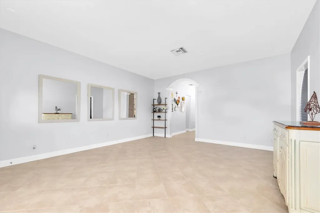 3003 W Leroy Street Tampa FL 33607