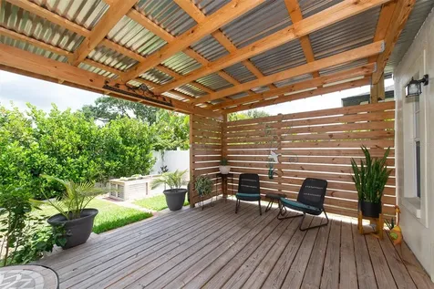 3003 W Leroy Street Tampa FL 33607