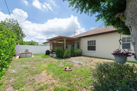 3003 W Leroy Street Tampa FL 33607