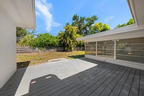122 Palmetto Lane Largo FL 33770