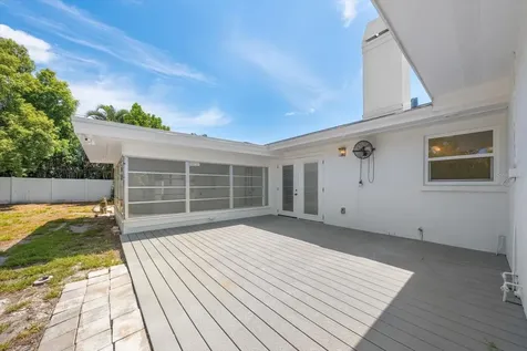 122 Palmetto Lane Largo FL 33770