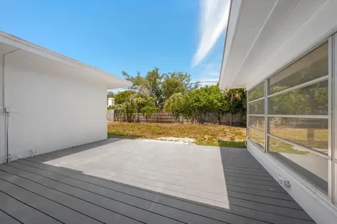 122 Palmetto Lane Largo FL 33770