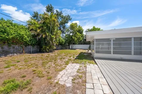 122 Palmetto Lane Largo FL 33770