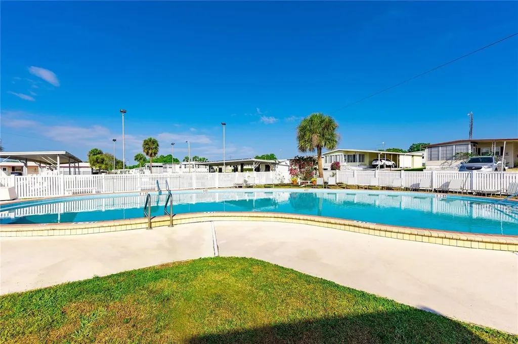 7203 El Meyers Street Zephyrhills FL 33541