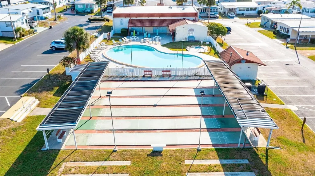 7203 El Meyers Street Zephyrhills FL 33541