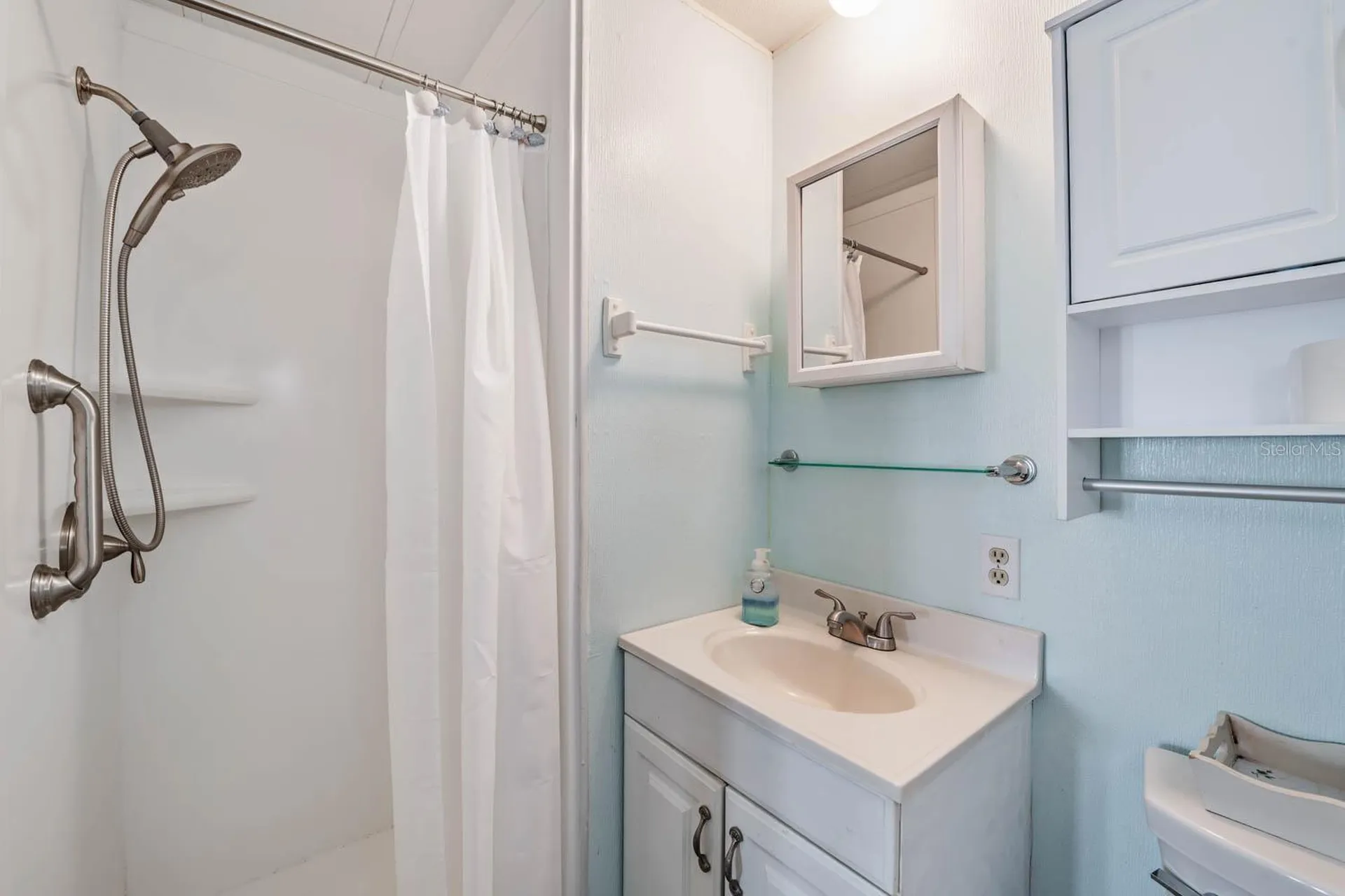 7203 El Meyers Street Zephyrhills FL 33541