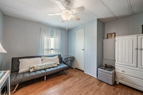 7203 El Meyers Street Zephyrhills FL 33541