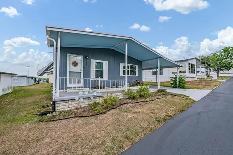 7203 El Meyers Street Zephyrhills FL 33541