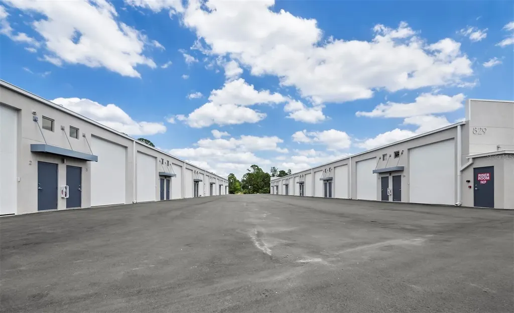 829 57th Street E Bradenton FL 34208