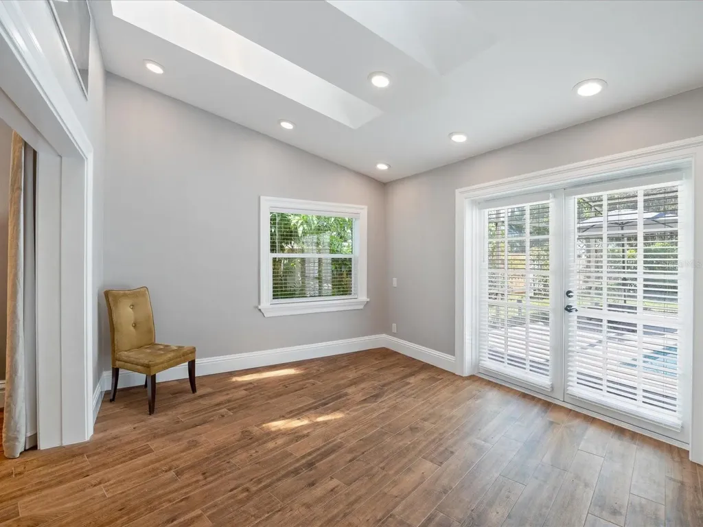 1713 Tall Pine Circle Safety Harbor FL 34695