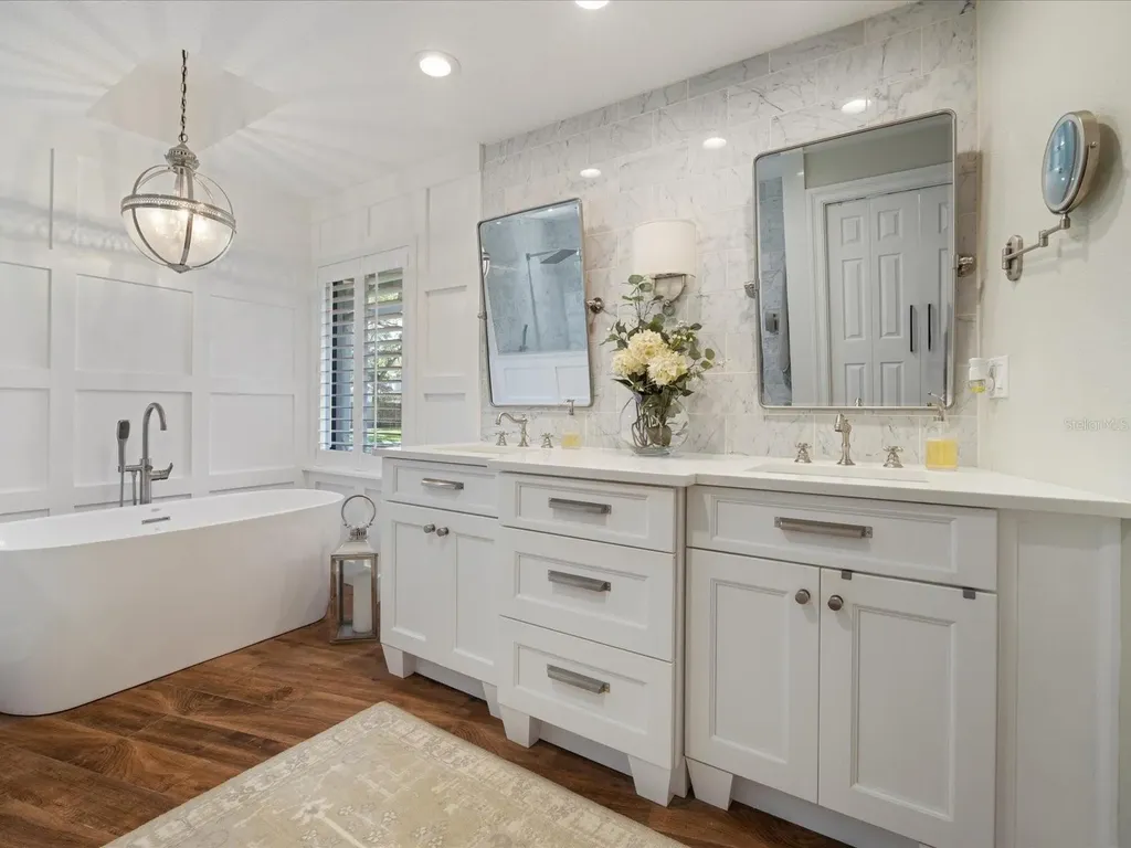 1713 Tall Pine Circle Safety Harbor FL 34695