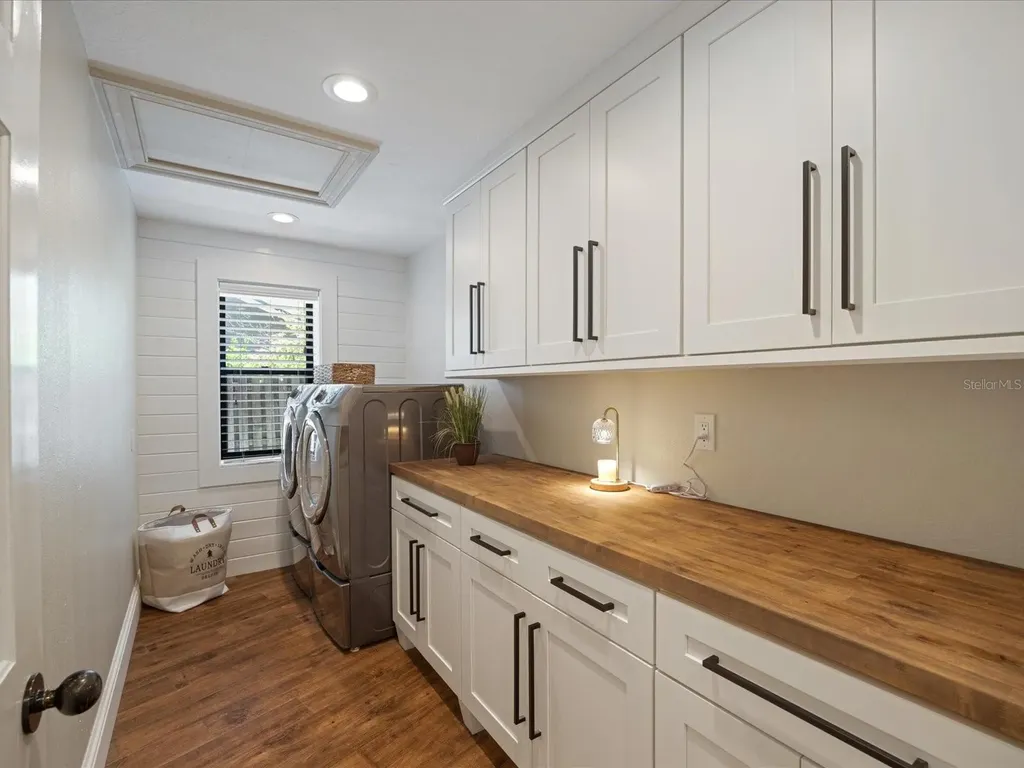 1713 Tall Pine Circle Safety Harbor FL 34695