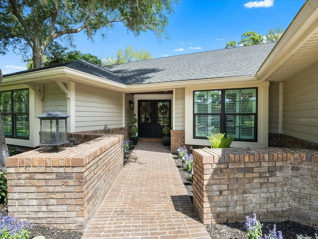 1713 Tall Pine Circle Safety Harbor FL 34695