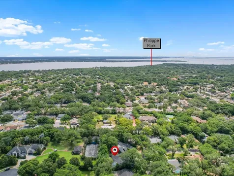 1713 Tall Pine Circle Safety Harbor FL 34695