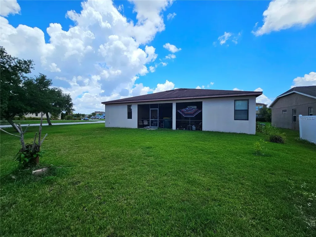 2750 Corbel Loop Kissimmee FL 34746