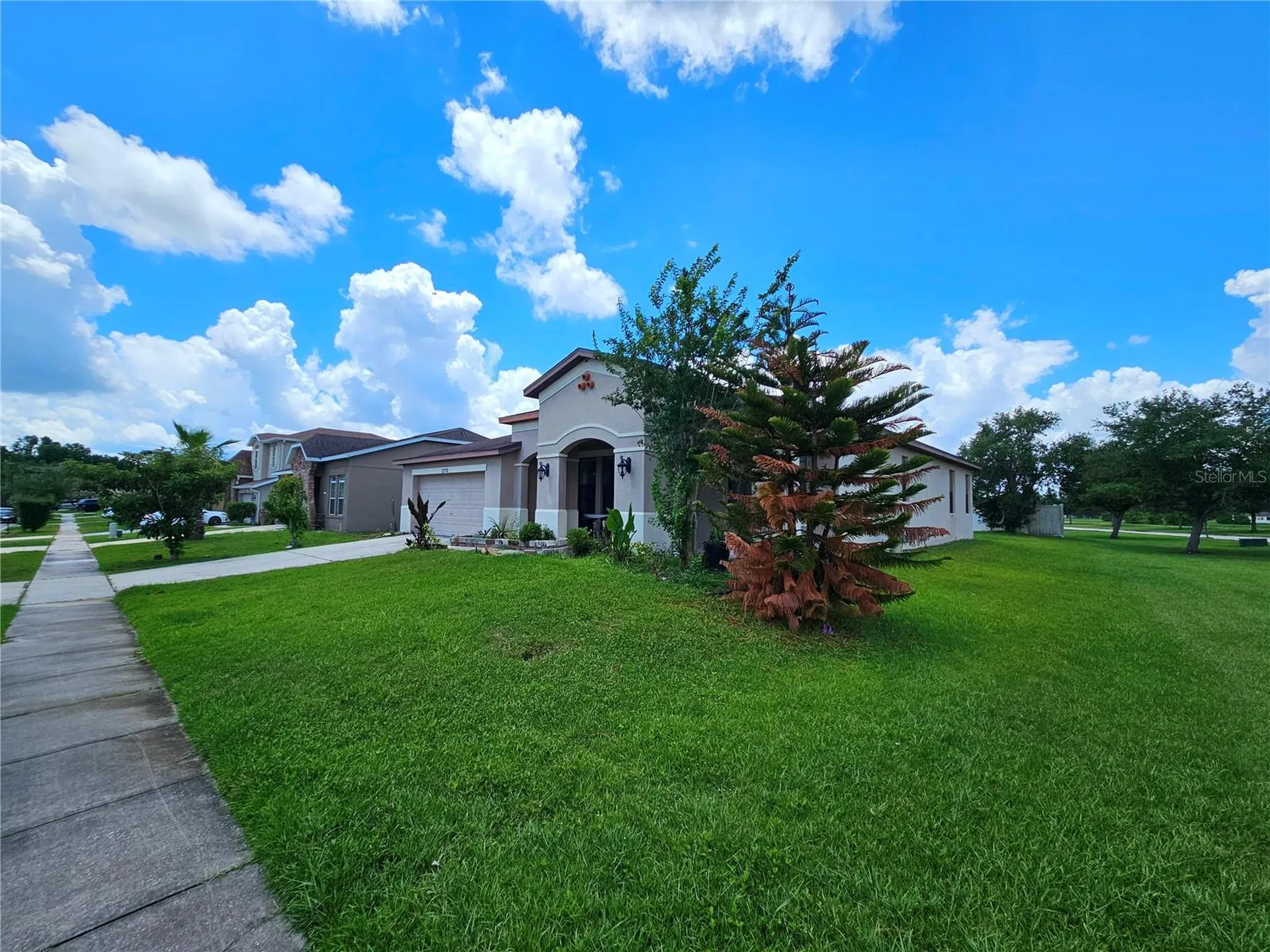 2750 Corbel Loop Kissimmee FL 34746