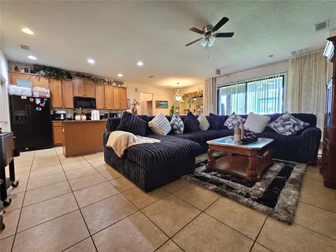 2750 Corbel Loop Kissimmee FL 34746