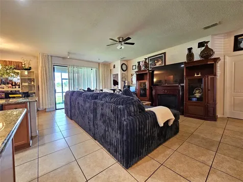 2750 Corbel Loop Kissimmee FL 34746