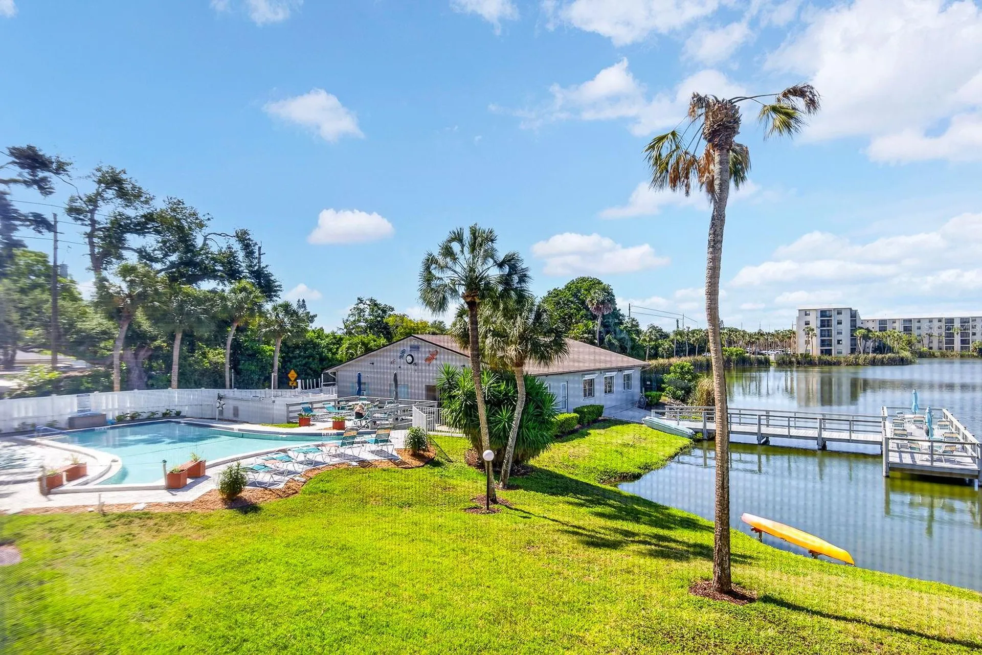 3344 Lake Bayshore Drive Bradenton FL 34205