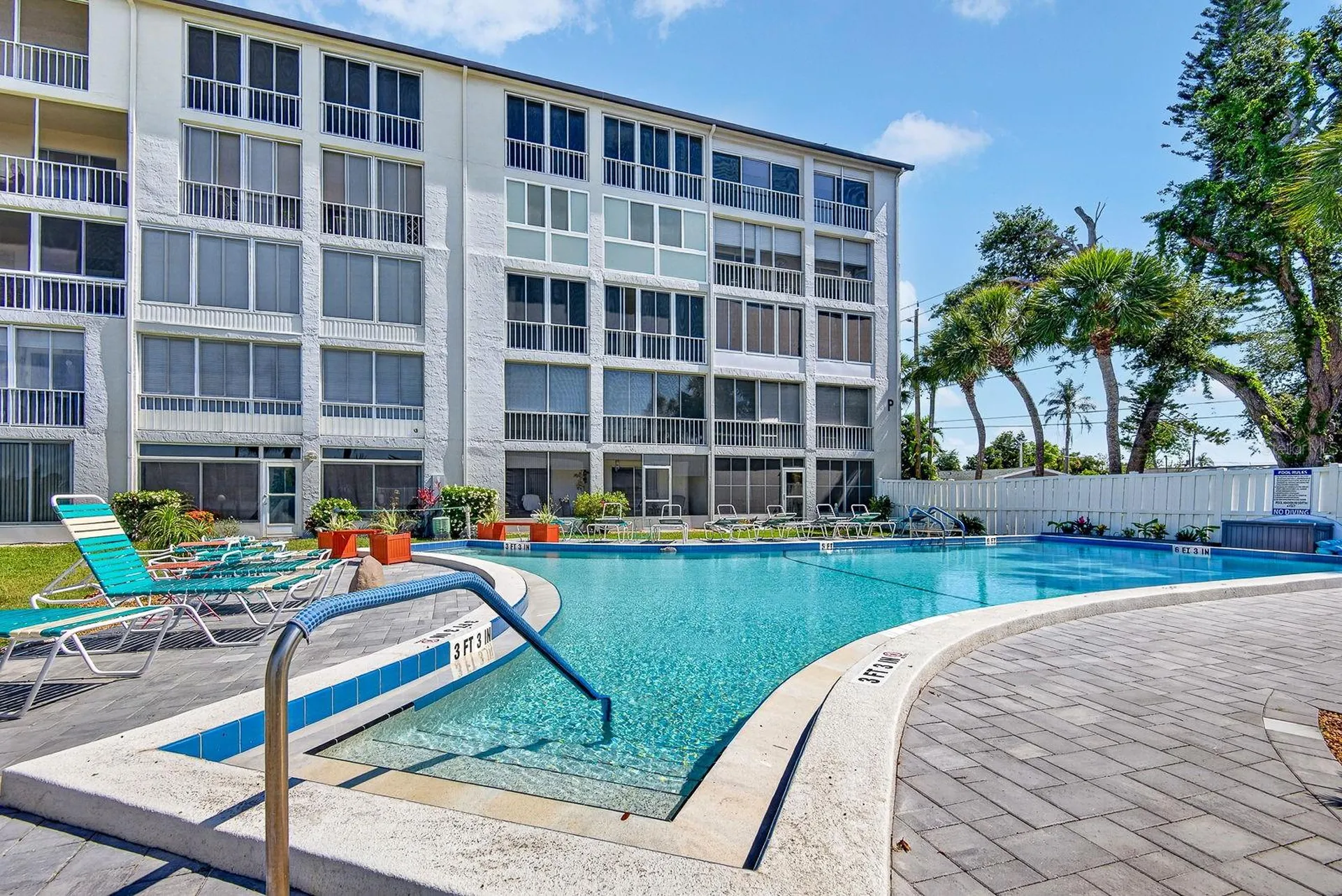 3344 Lake Bayshore Drive Bradenton FL 34205