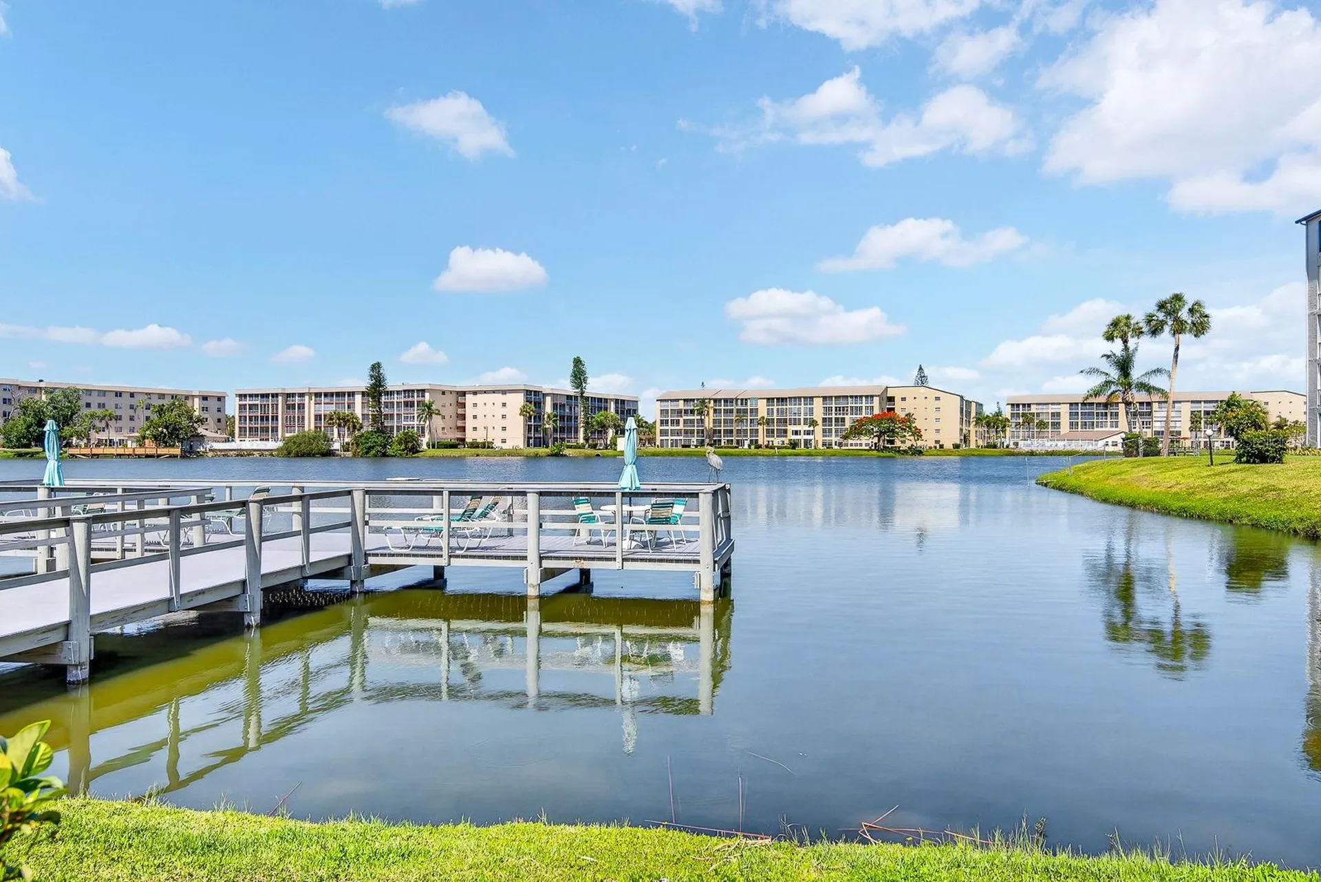 3344 Lake Bayshore Drive Bradenton FL 34205