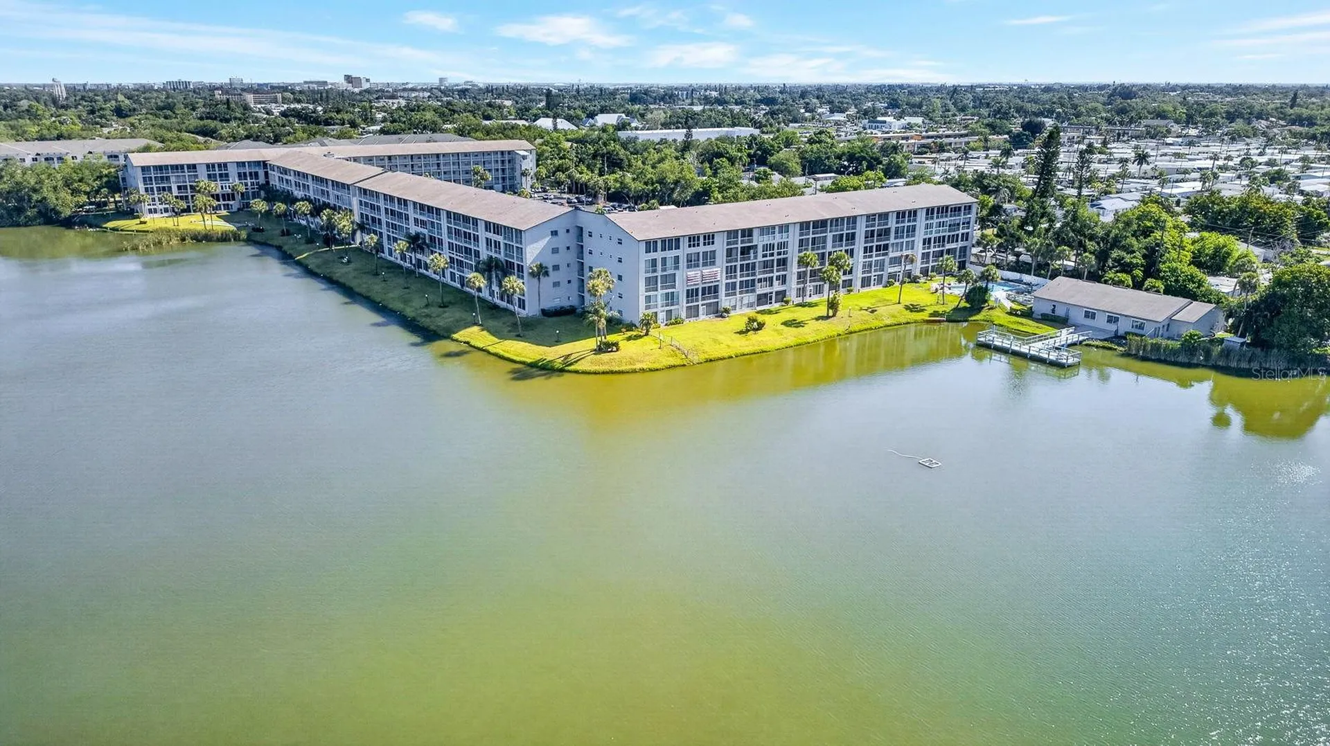3344 Lake Bayshore Drive Bradenton FL 34205