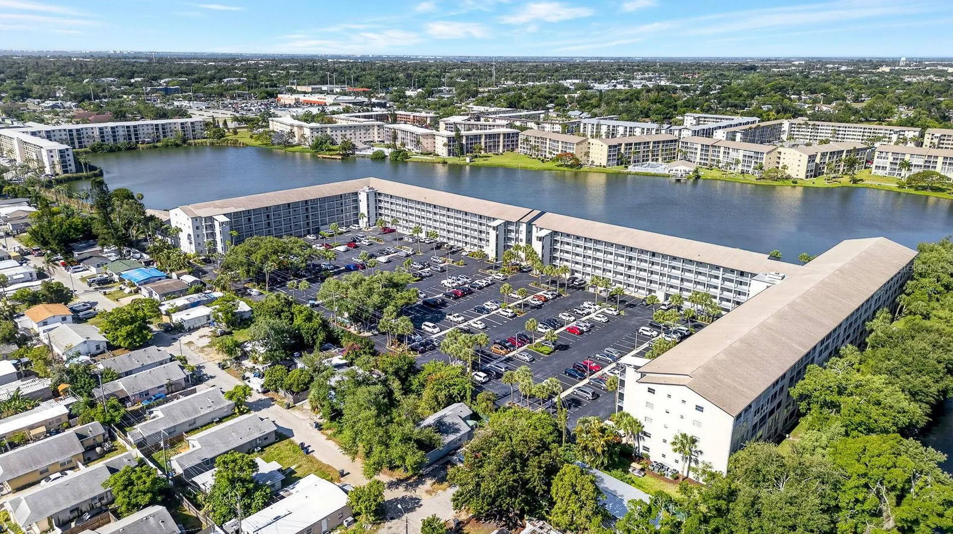 3344 Lake Bayshore Drive Bradenton FL 34205