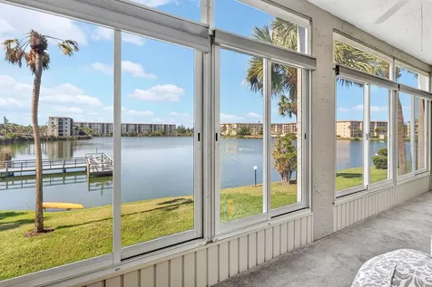 3344 Lake Bayshore Drive Bradenton FL 34205