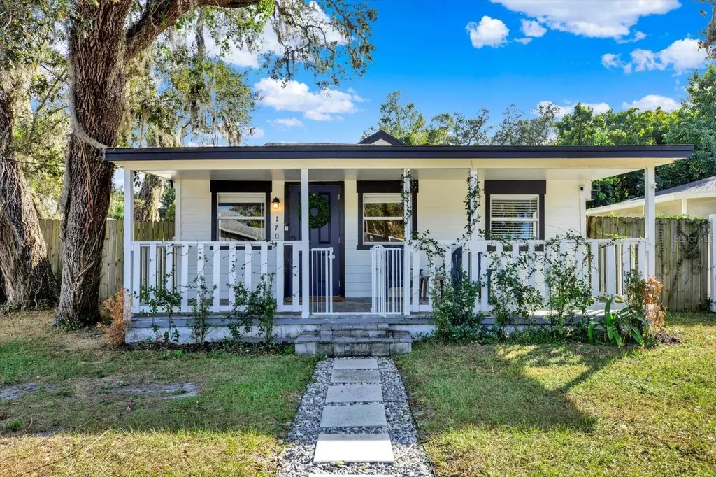 1707 E New Orleans Avenue Tampa FL 33610