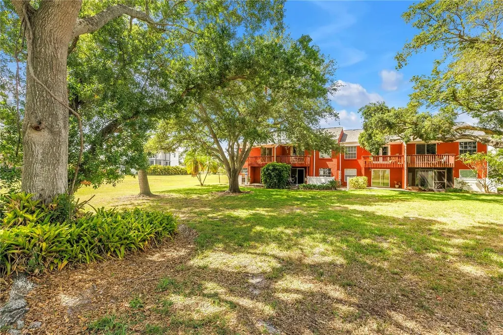 1310 83rd Avenue N St Petersburg FL 33702