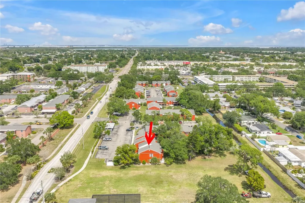 1310 83rd Avenue N St Petersburg FL 33702