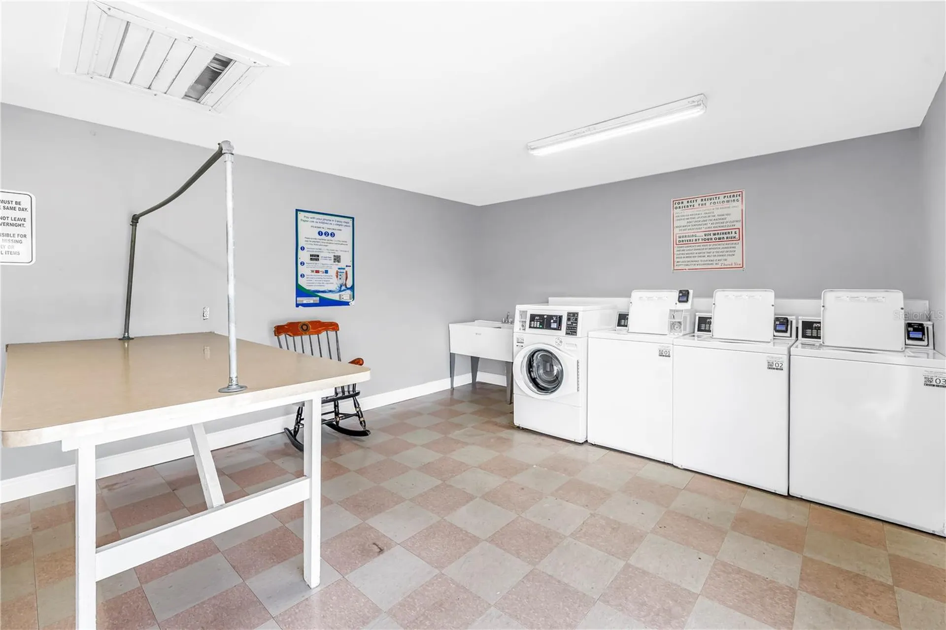 1310 83rd Avenue N St Petersburg FL 33702