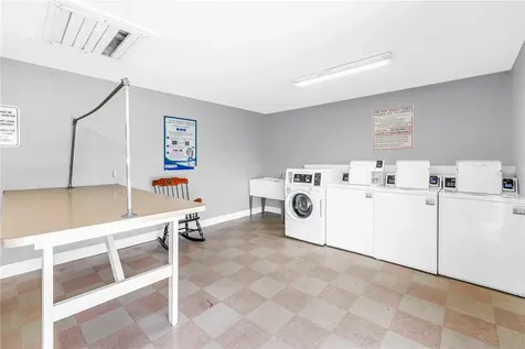 1310 83rd Avenue N St Petersburg FL 33702