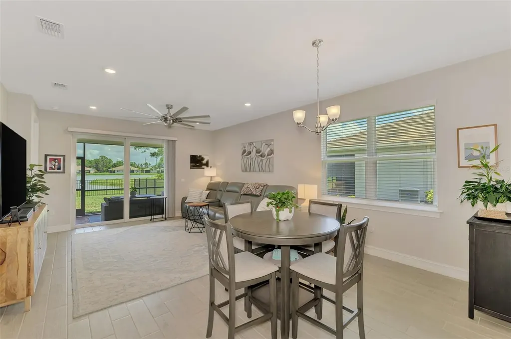 329 Ibiza Loop Venice FL 34292
