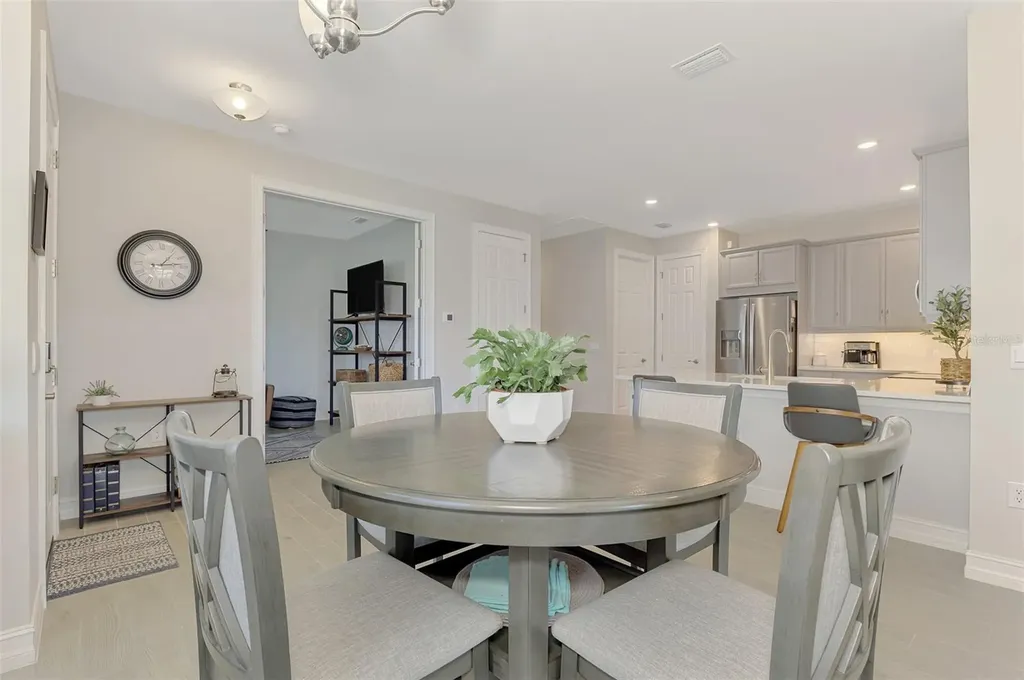 329 Ibiza Loop Venice FL 34292