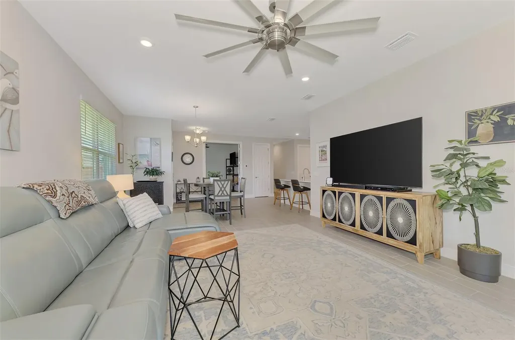 329 Ibiza Loop Venice FL 34292