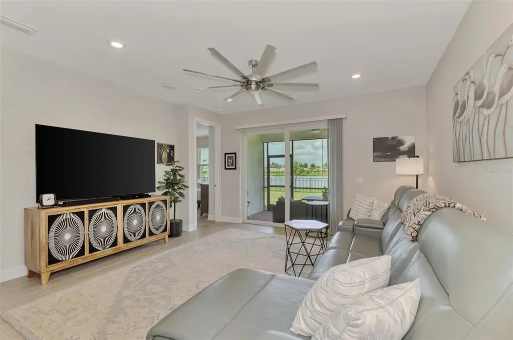 329 Ibiza Loop Venice FL 34292