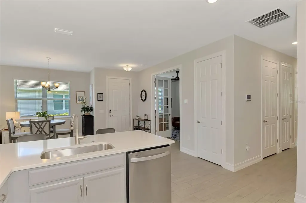 329 Ibiza Loop Venice FL 34292
