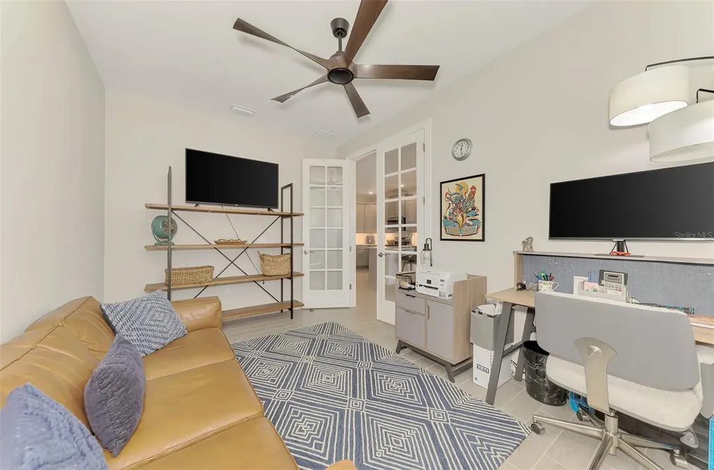 329 Ibiza Loop Venice FL 34292