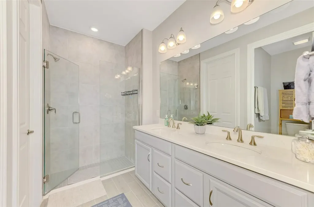 329 Ibiza Loop Venice FL 34292