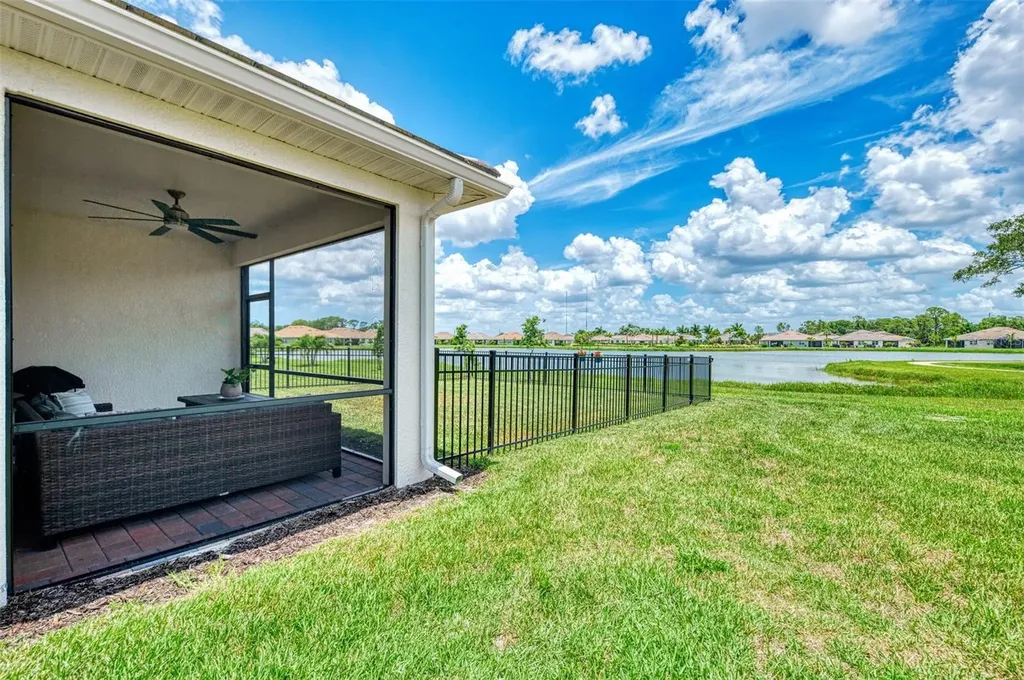 329 Ibiza Loop Venice FL 34292